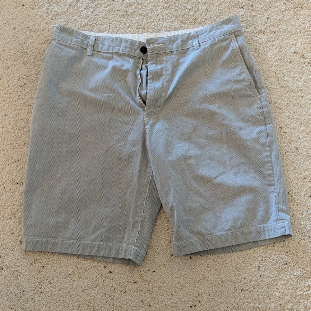 Dockers Shorts with Cell Phone Pocket W:34